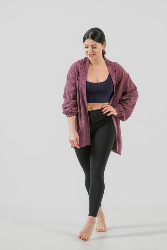 Musselin-Kimonobluse Prema in Berry – handgenäht in Deutschland