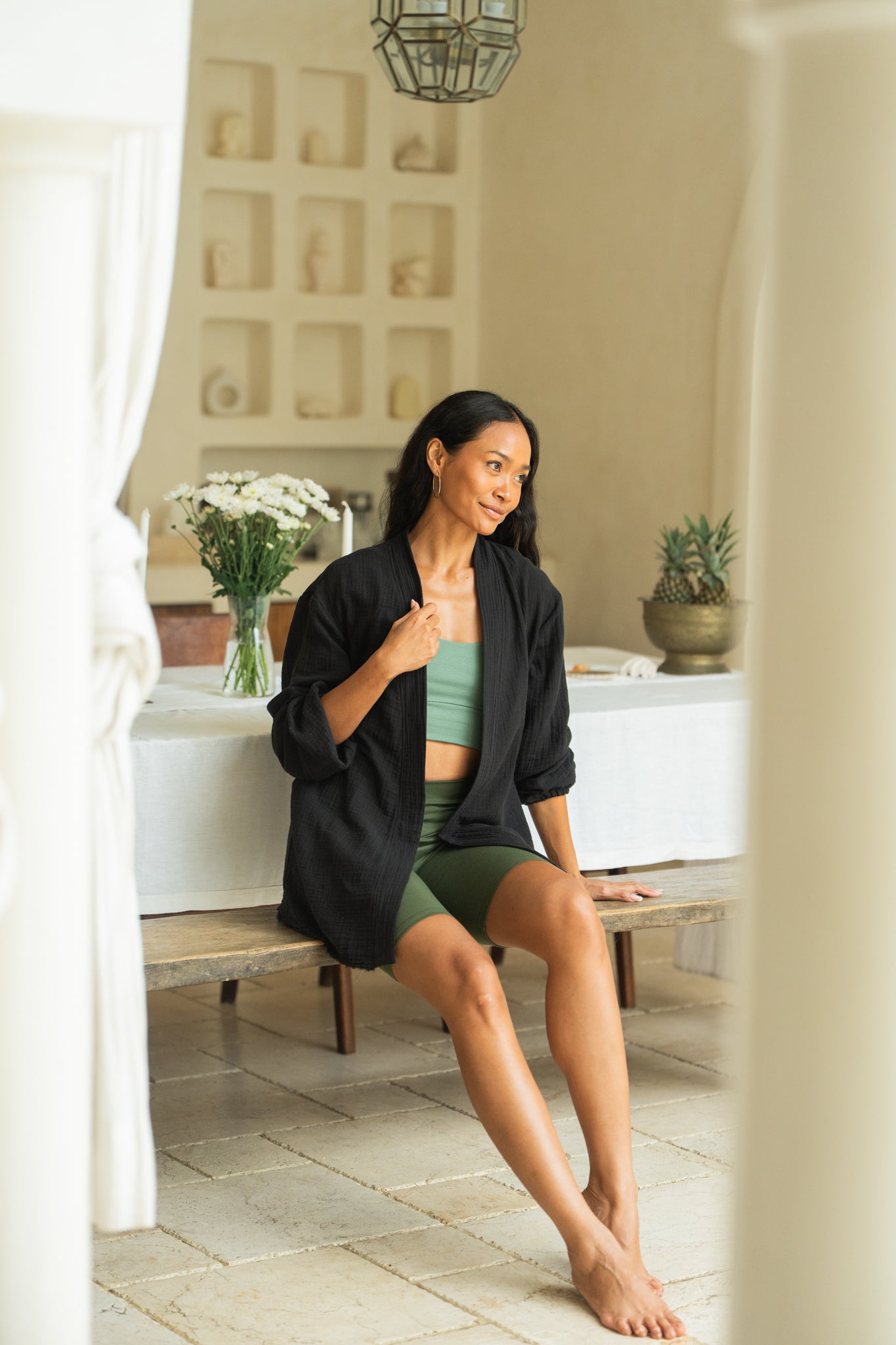 Oversize Musselinbluse Prema Schwarz aus der YogiLiebe Soul Kollektion
